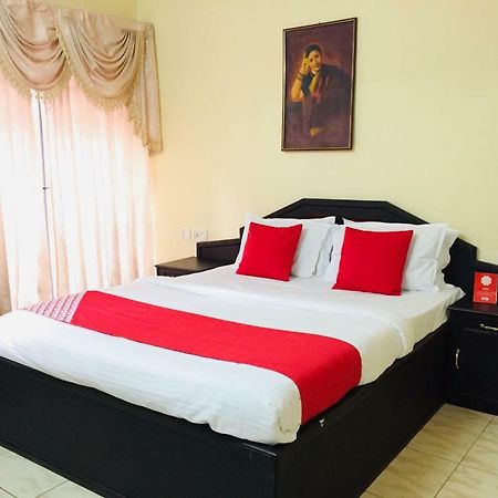 Krishna Gardens Otel Guruvāyūr Dış mekan fotoğraf