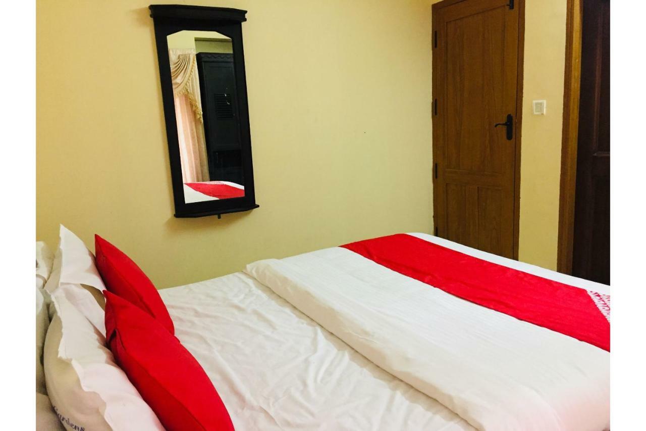 Krishna Gardens Otel Guruvāyūr Dış mekan fotoğraf