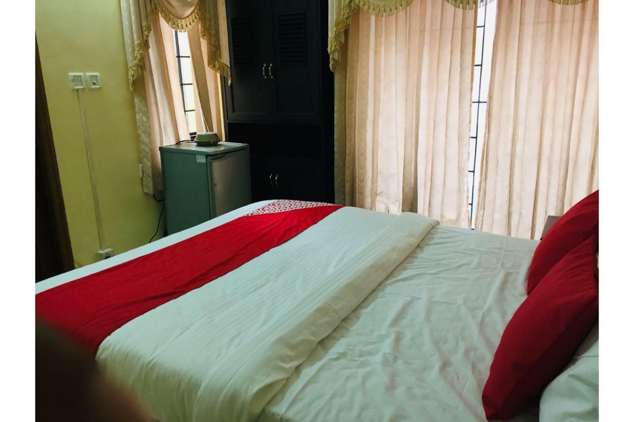 Krishna Gardens Otel Guruvāyūr Dış mekan fotoğraf